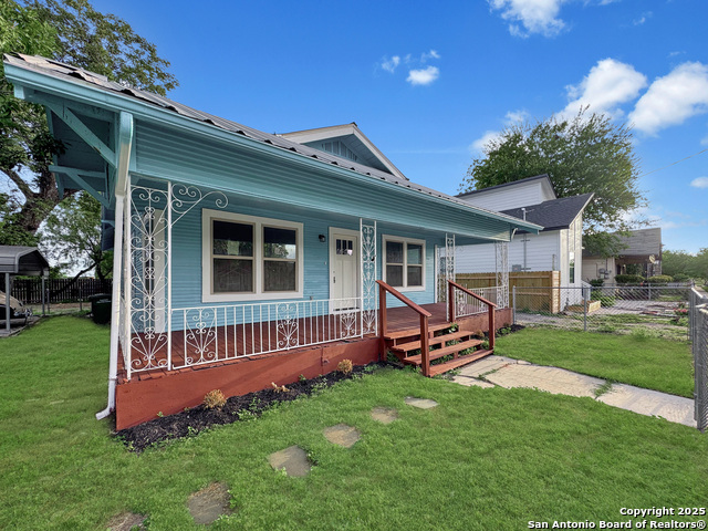 Image 4 of 24 For 1103 Hays  