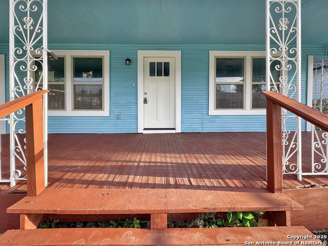 Image 5 of 24 For 1103 Hays  