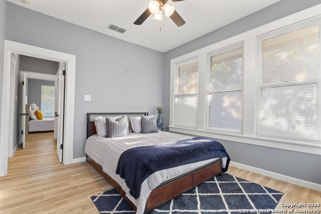 Image 13 of 23 For 2506 Saunders Ave