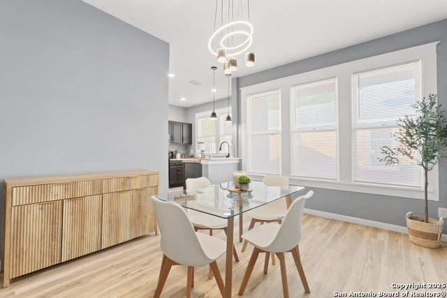 Image 8 of 23 For 2506 Saunders Ave