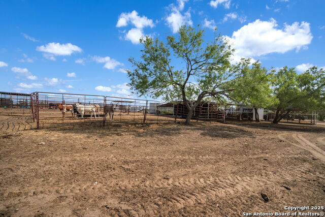 Image 14 of 42 For 5530 Blackhill