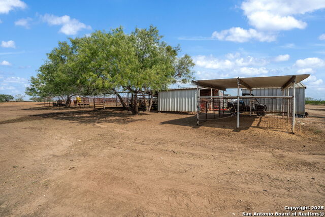 Image 17 of 42 For 5530 Blackhill