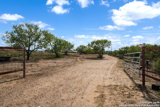 Image 2 of 42 For 5530 Blackhill