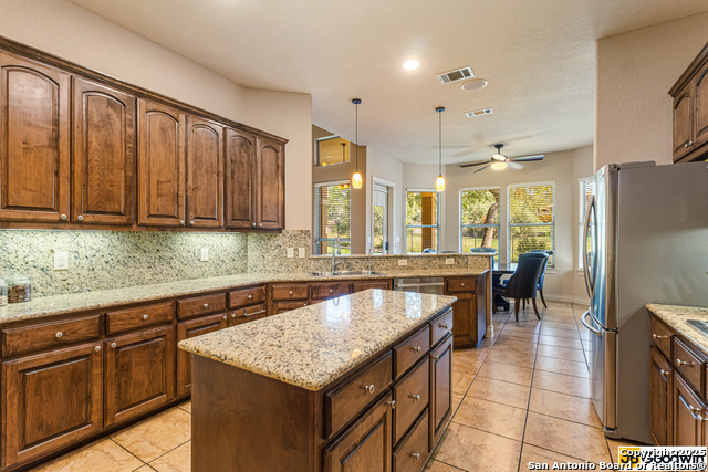 Image 10 of 36 For 25022 Estancia