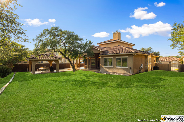 Image 31 of 36 For 25022 Estancia