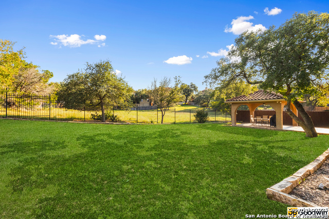 Image 32 of 36 For 25022 Estancia