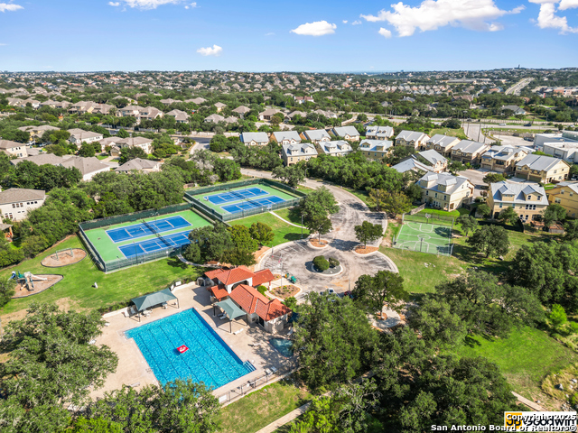 Image 33 of 36 For 25022 Estancia
