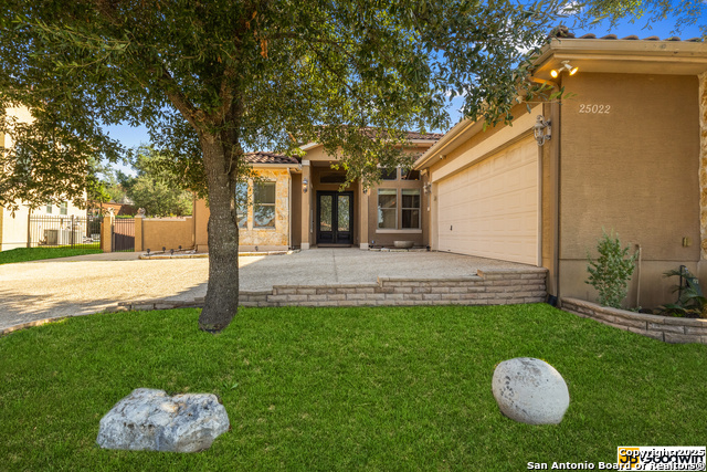 Image 4 of 36 For 25022 Estancia