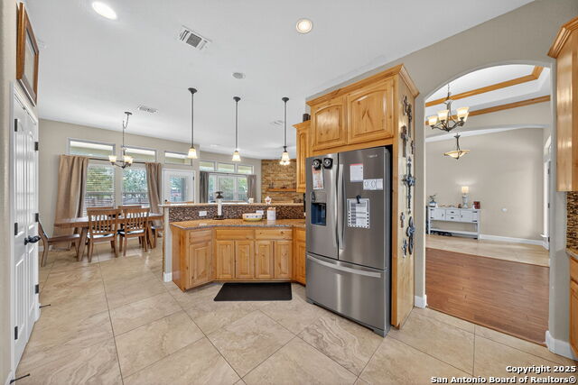 Image 13 of 32 For 1650 Embassy