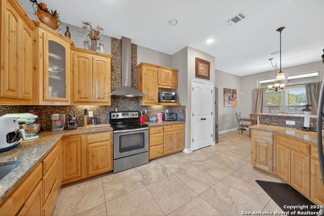 Image 15 of 32 For 1650 Embassy