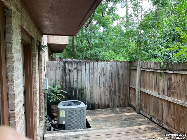 Image 24 of 28 For 4903 Ali Ave 4