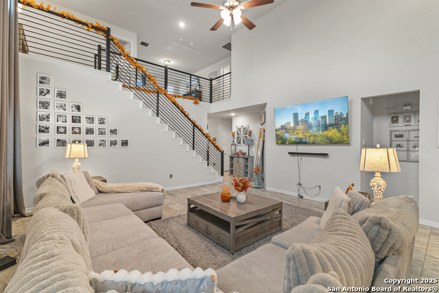 Listing photo id 9 for 163 Porcupine Ln