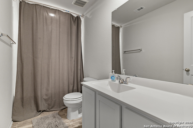 Listing photo id 15 for 163 Porcupine Ln