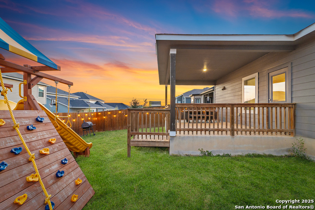 Listing photo id 20 for 163 Porcupine Ln