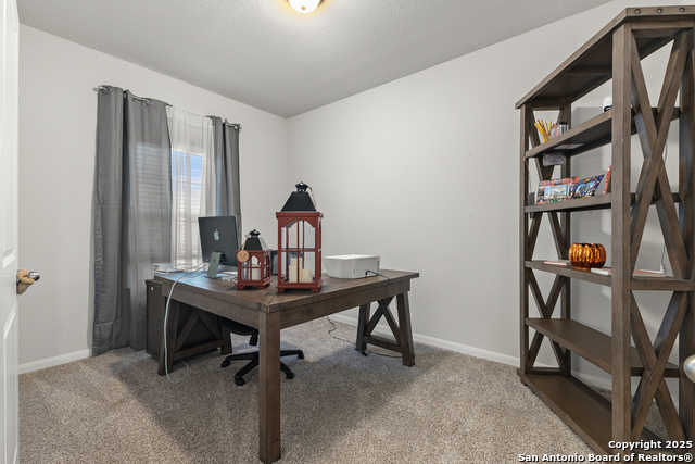 Listing photo id 2 for 163 Porcupine Ln