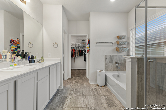 Listing photo id 5 for 163 Porcupine Ln