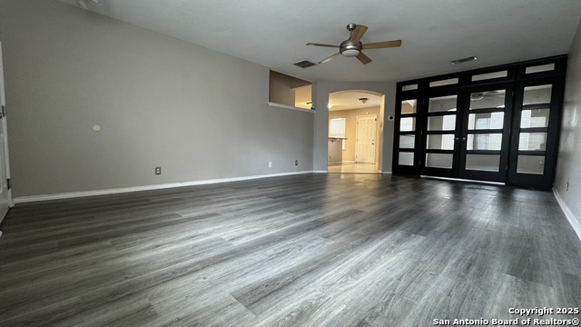 Image 3 of 29 For 5018 Tomas Cir