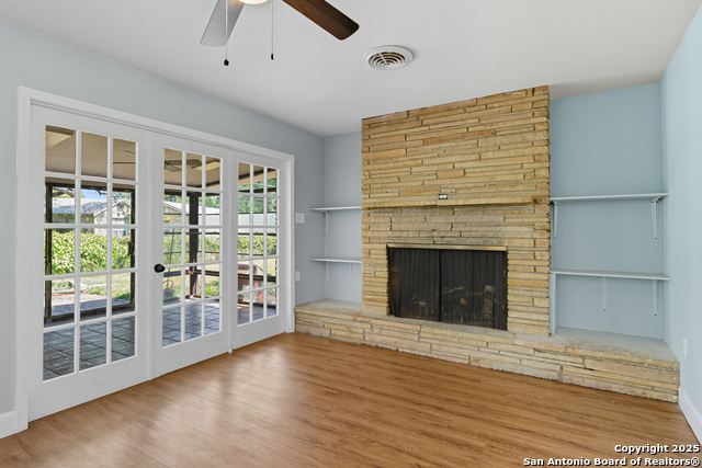 Image 11 of 34 For 543 Freiling