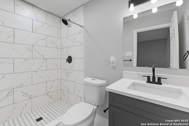 Image 23 of 34 For 543 Freiling