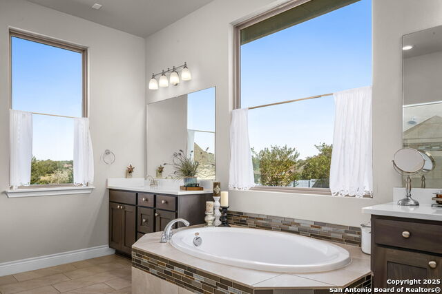 Listing photo id 15 for 1177 Nutmeg  