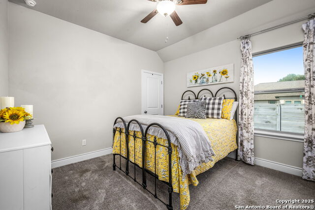 Listing photo id 22 for 1177 Nutmeg  