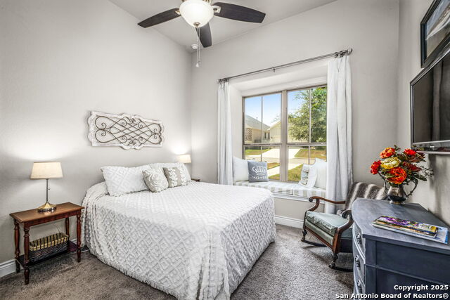 Listing photo id 25 for 1177 Nutmeg  