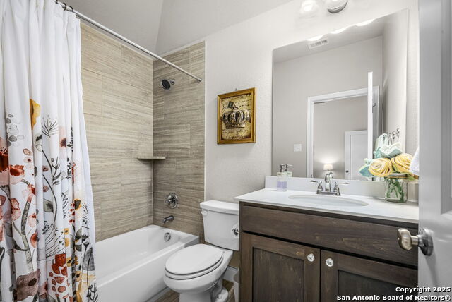 Listing photo id 26 for 1177 Nutmeg  