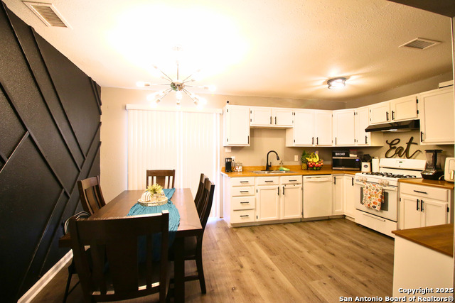 Image 7 of 18 For 2715 Irwin  