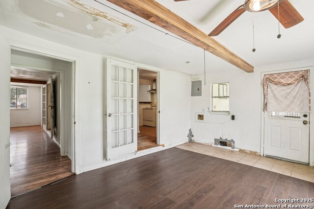 Listing photo id 19 for 142 Newport