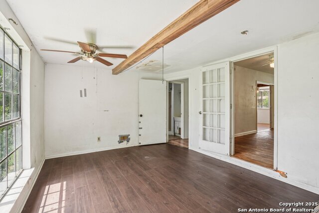 Listing photo id 20 for 142 Newport