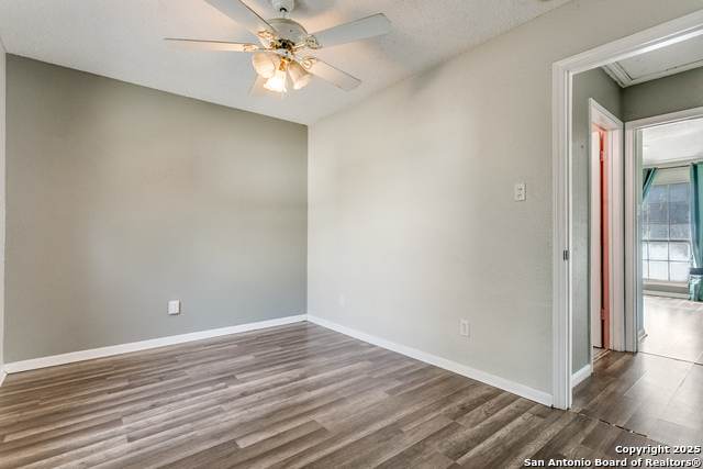 Image 17 of 24 For 221 Sharer  