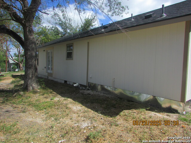 Image 3 of 17 For 2116 Mckinley