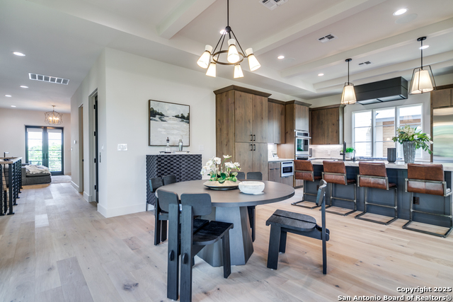 Listing photo id 16 for 401 Oak Park Dr Unit B
