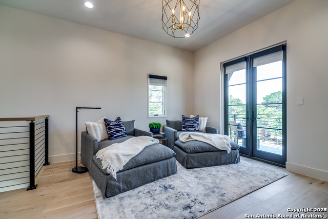 Listing photo id 24 for 401 Oak Park Dr Unit B