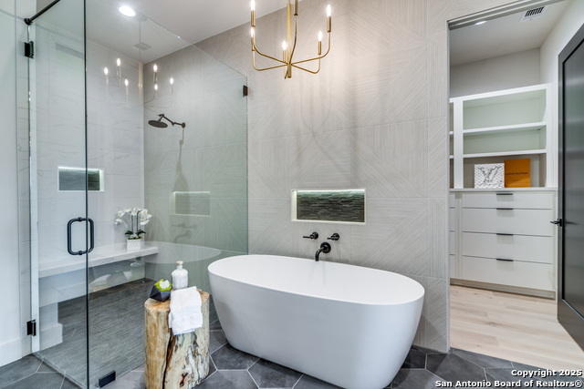 Listing photo id 28 for 401 Oak Park Dr Unit B
