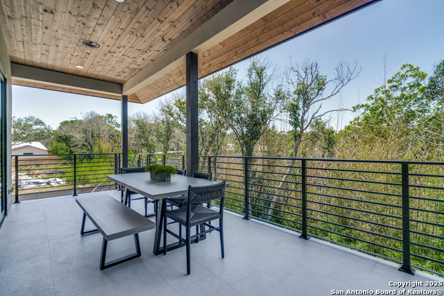 Listing photo id 29 for 401 Oak Park Dr Unit B