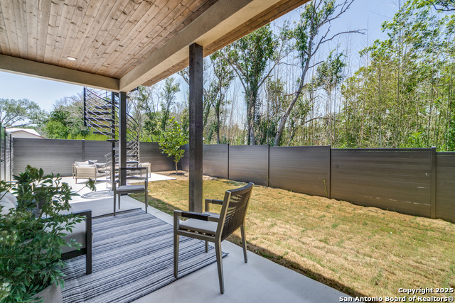 Listing photo id 30 for 401 Oak Park Dr Unit B