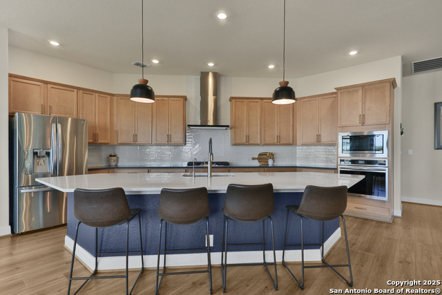 Image 10 of 47 For 195 Piper St