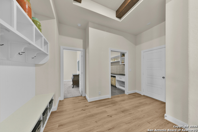 Image 17 of 47 For 195 Piper St