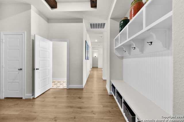 Image 18 of 47 For 195 Piper St