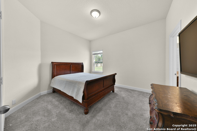 Image 20 of 47 For 195 Piper St