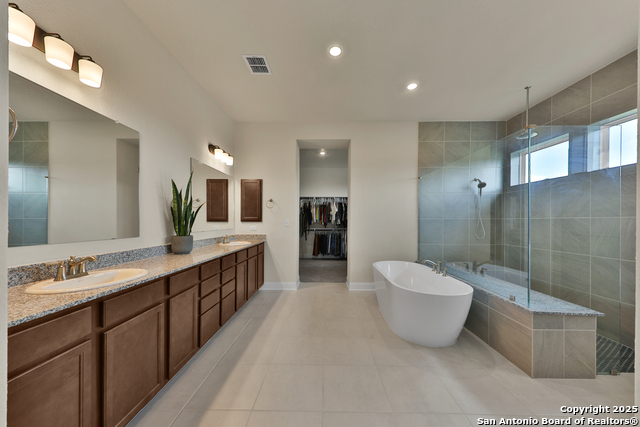 Image 33 of 47 For 195 Piper St