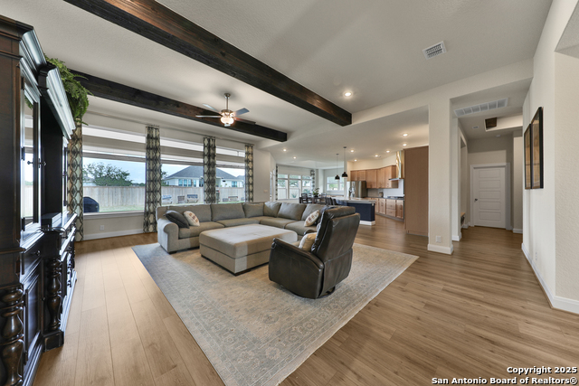 Image 8 of 47 For 195 Piper St