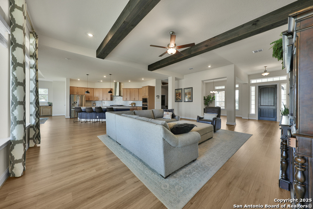 Image 9 of 47 For 195 Piper St