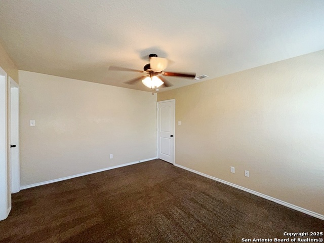 Listing photo id 17 for 957 Floating Star