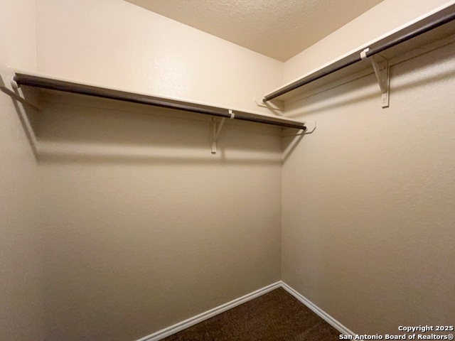 Listing photo id 18 for 957 Floating Star