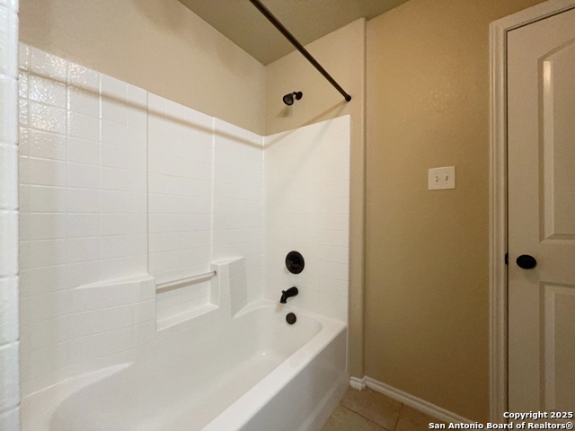 Listing photo id 24 for 957 Floating Star