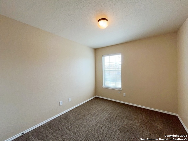 Listing photo id 25 for 957 Floating Star