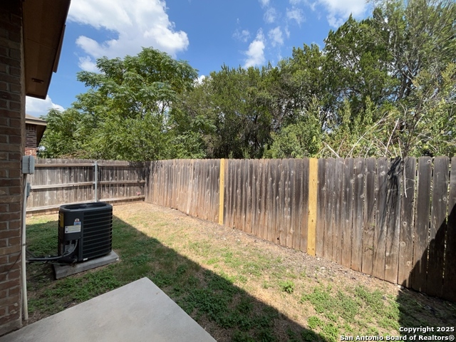 Listing photo id 30 for 957 Floating Star