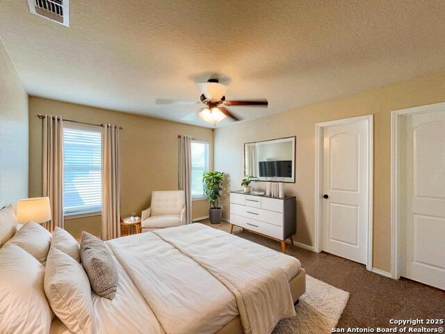 Listing photo id 2 for 957 Floating Star